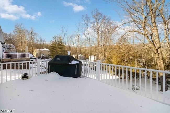 Building Photo - 9 McKinley Pl