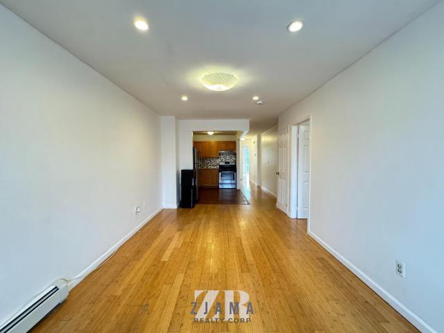 Building Photo - 3 bedroom in Brooklyn NY 11225