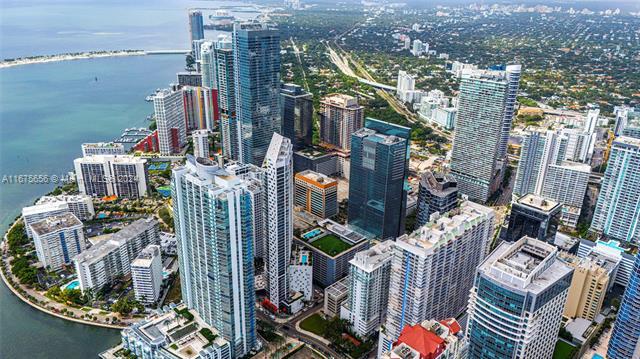 Building Photo - 1395 Brickell Ave