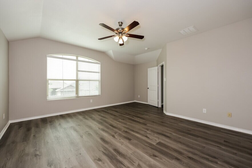 Building Photo - 6328 Spokane Dr