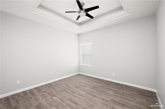 Building Photo - 13 Rafael Dr