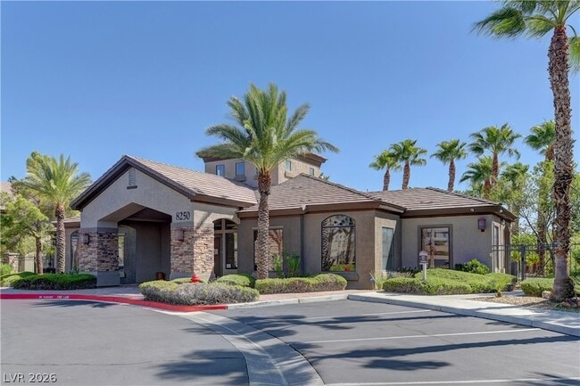 Building Photo - 8250 N Grand Canyon Dr