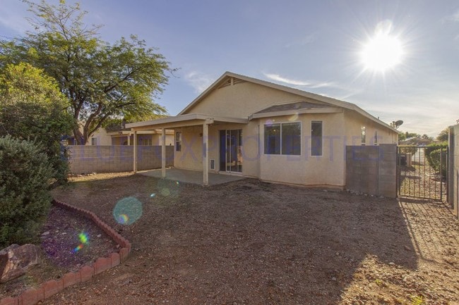 Building Photo - 7845 S Kilbrennan Way