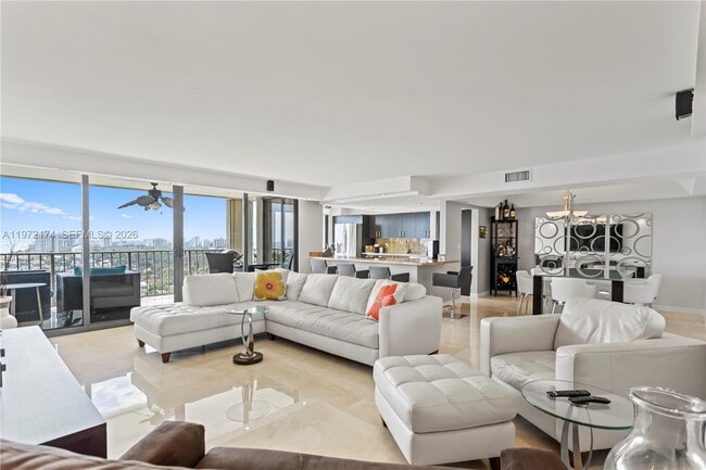 Building Photo - 1901 N Ocean Blvd