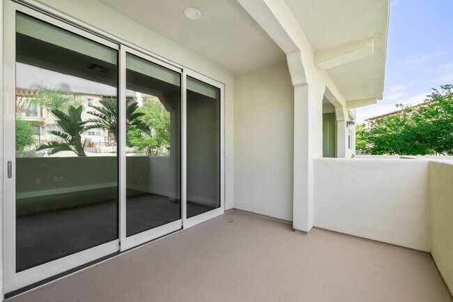 Building Photo - 4454 Paxton Pl