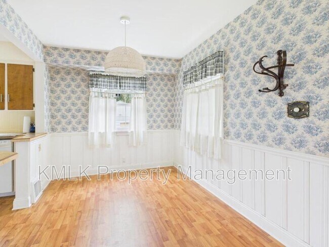 Building Photo - 2667 11th St