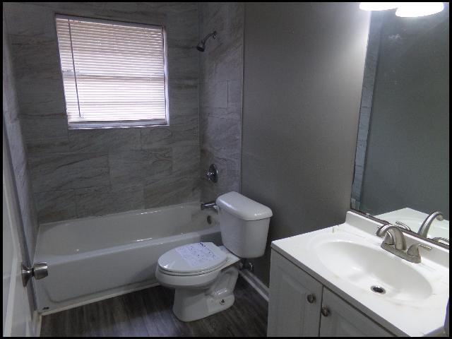 Building Photo - 5408 Halifax Dr