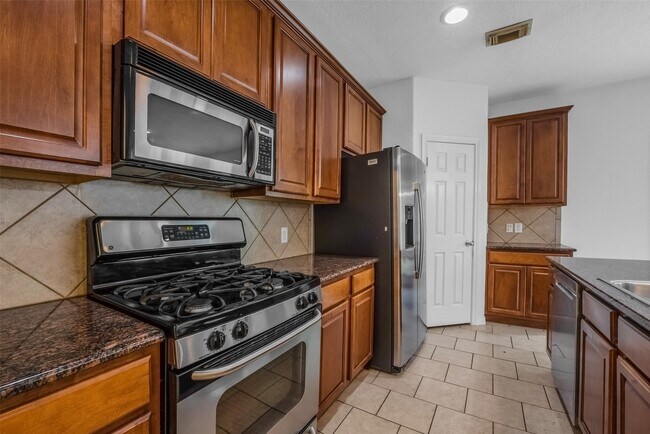 Building Photo - 75 N Spinning Wheel Cir