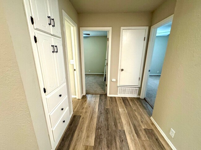 Building Photo - Newly Remodeled Brick Home 3/2 Two Car Garage