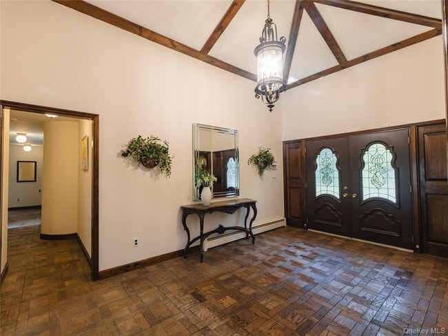 Building Photo - 11 Geralind Dr