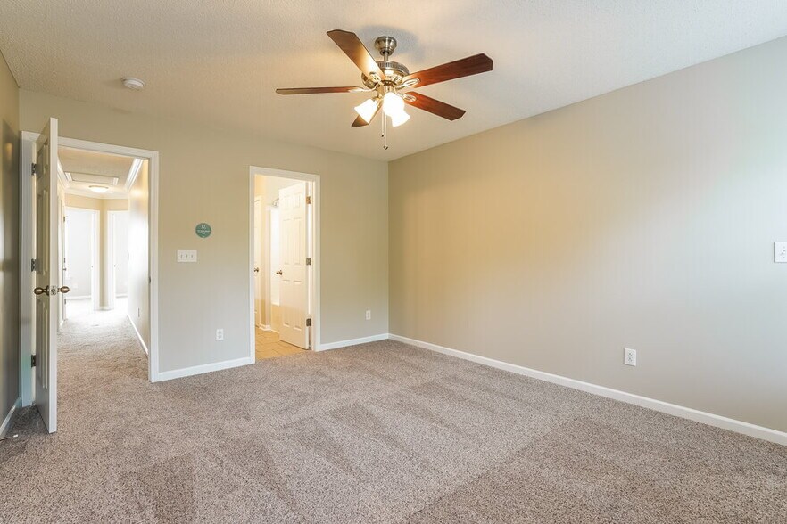 Building Photo - 5904 Roteny Court