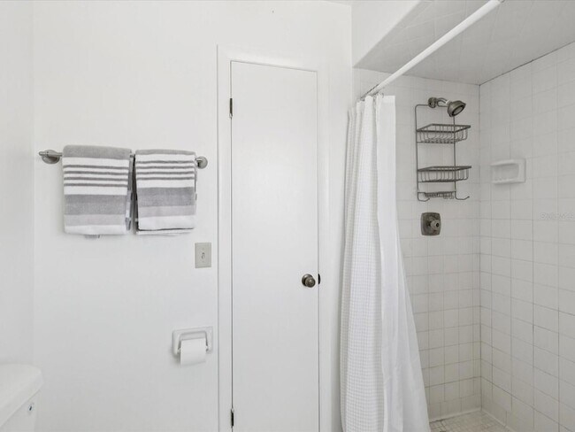 Building Photo - 3272 Minnow Creek Dr