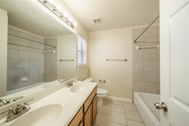 Building Photo - 1117 Baylor Rd