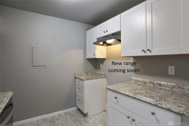 Building Photo - Remodeled ground floor 2 bed!