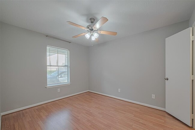 Building Photo - 1101 Saulnier St