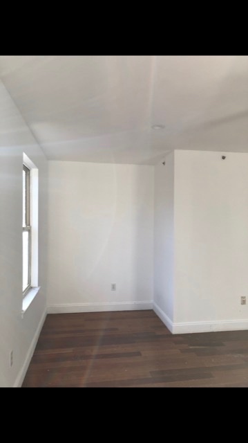 Building Photo - 543 Washington St