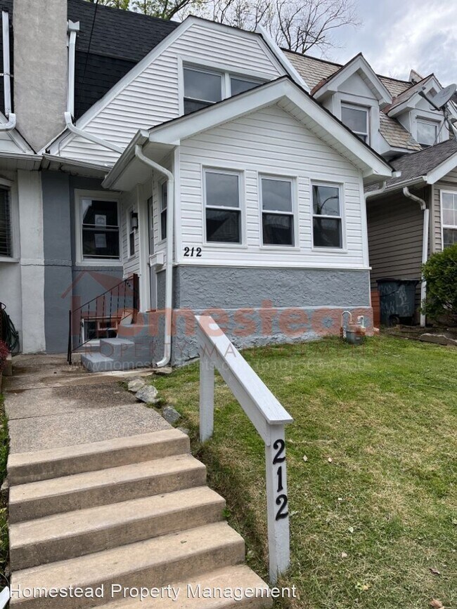 Primary Photo - 3 br, 1.5 bath House - 212 Wabash Ave