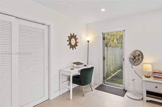 Building Photo - 11720 SW 81st Rd