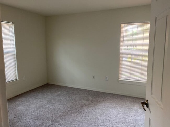 Building Photo - Cypress Fairways 2 Bedrooms 2 Bath