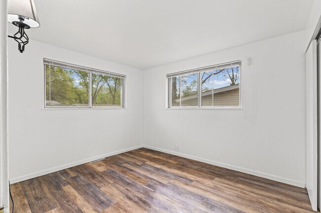 Building Photo - Newly Renovated 3BR + Finished Basement