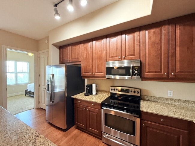 Building Photo - T.R. Lawing Realty Property