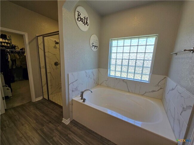 Building Photo - Beautiful Home for Rent in Killeen