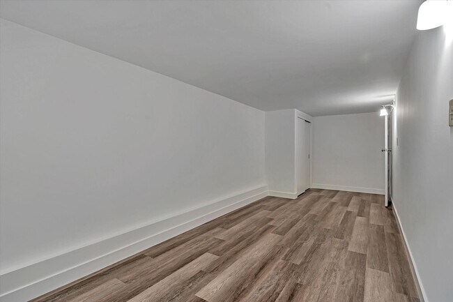 Building Photo - 12th Ave 1340-1342