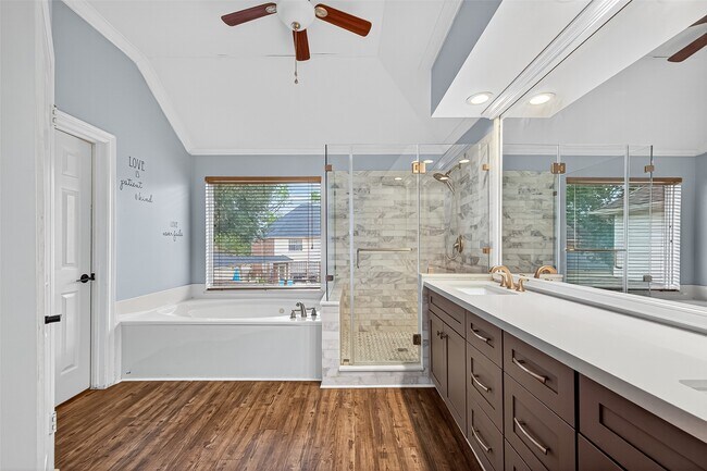 Building Photo - 3111 Shiloh Dr