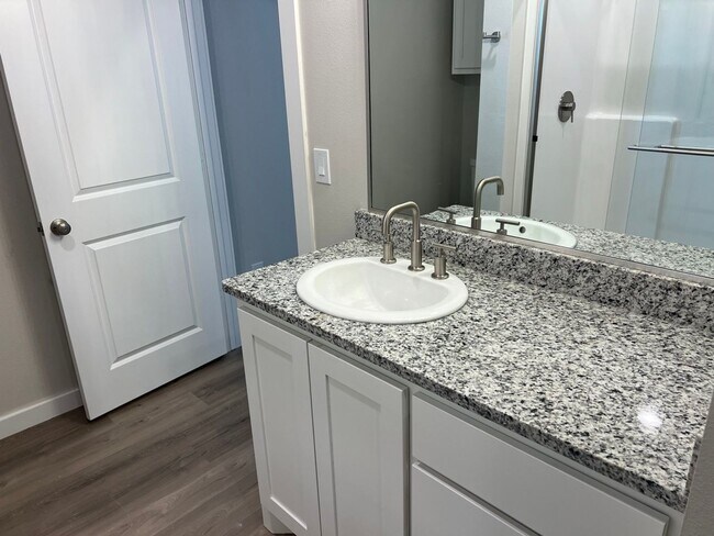 Building Photo - NEW 3 BEDROOM HOME IN ELM MEADOWS!
