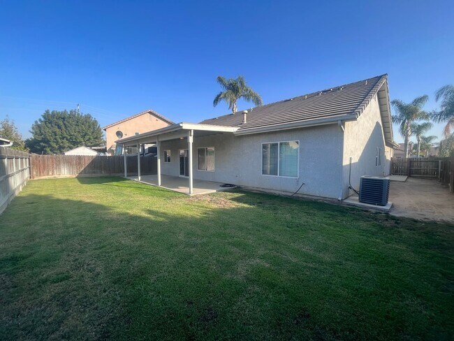 Building Photo - 2044 Stagecoach Pl