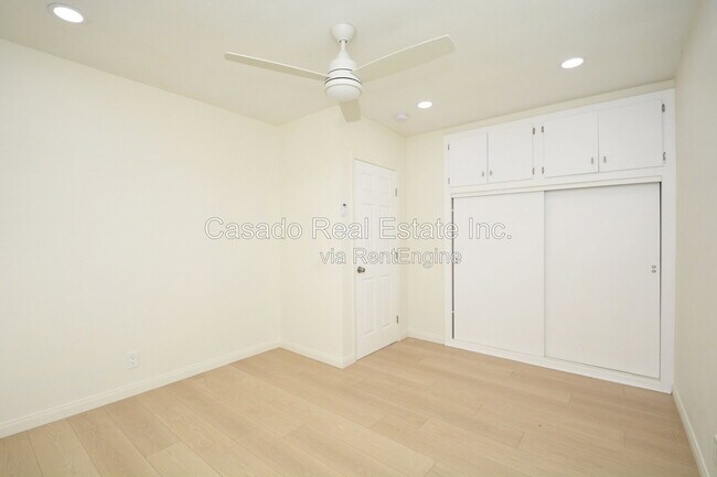 Building Photo - 2213 E Spaulding St