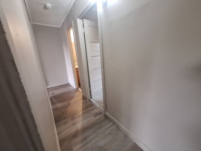 Building Photo - Affordable 3 Bedroom Duplex
