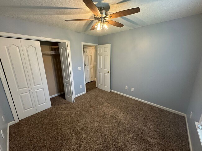 Building Photo - 111 Weatherstone Pl