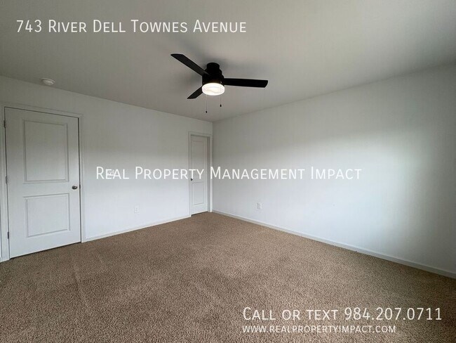 Building Photo - 743 River Dell Townes Ave.