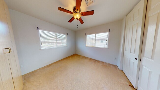 Building Photo - Spacious 3Bd/2.5Ba Single-Family Home in M...