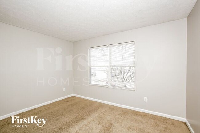 Building Photo - 11419 High Grass Dr