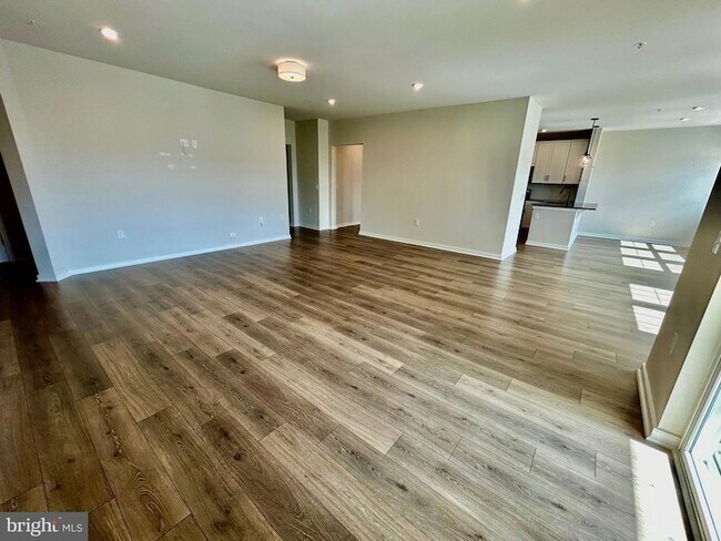 Building Photo - 700 Mount Airy Ter NE