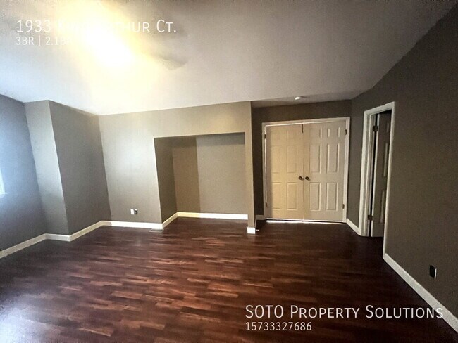 Building Photo - 1933 King Arthur Ct