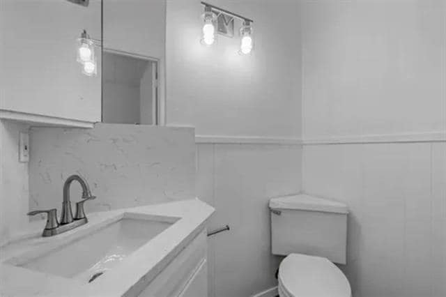 Building Photo - 5155 Briarwood Ln