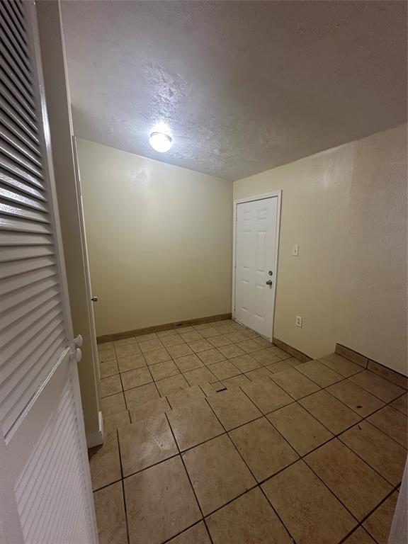 Building Photo - 12922 Ellen Ln