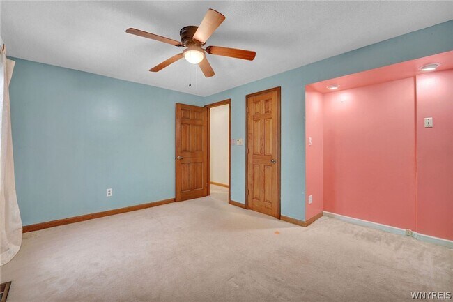 Building Photo - 36 Altair Dr