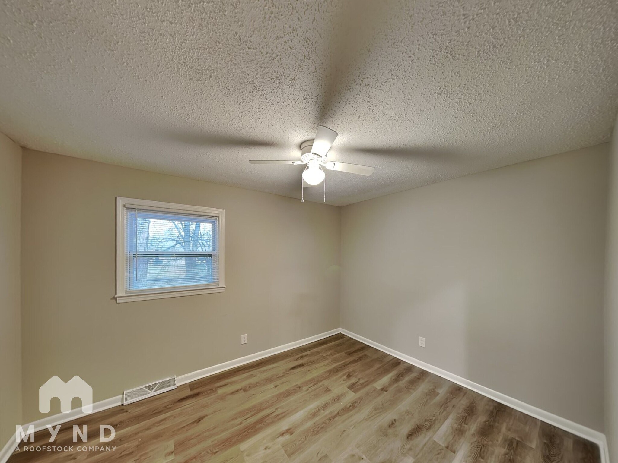 Building Photo - 1835 Mountainbrook Dr