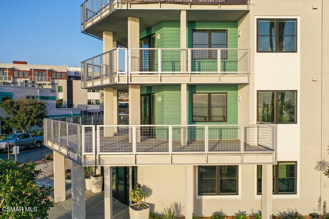 Building Photo - 1012 Vista del Mar Pl.