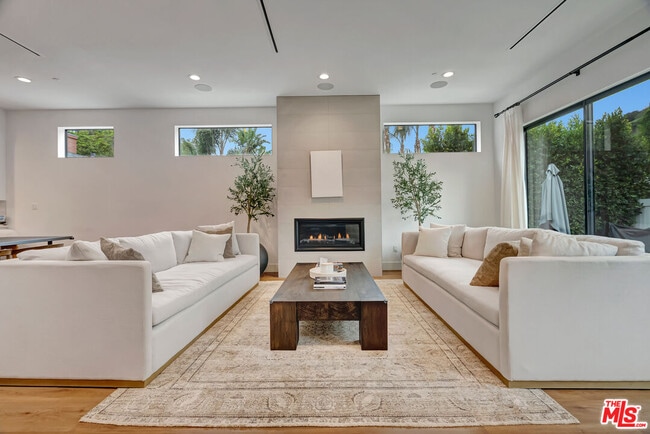 Building Photo - 4203 Saugus Ave