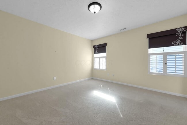 Building Photo - 5833 Ivy Branch Dr