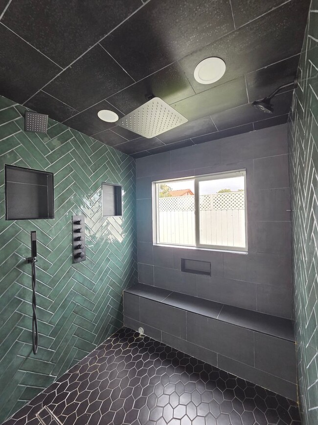 Building Photo - House with many upgraded features