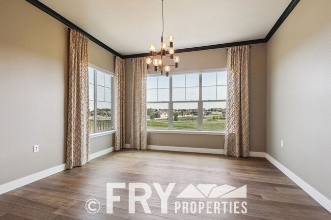 Building Photo - Stunning, Spacious 3bed/3bath Riverdale Ra...