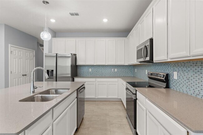 Building Photo - 7078 Twilight Bay Dr
