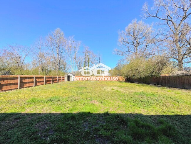 Building Photo - 4644 Indiana Ave