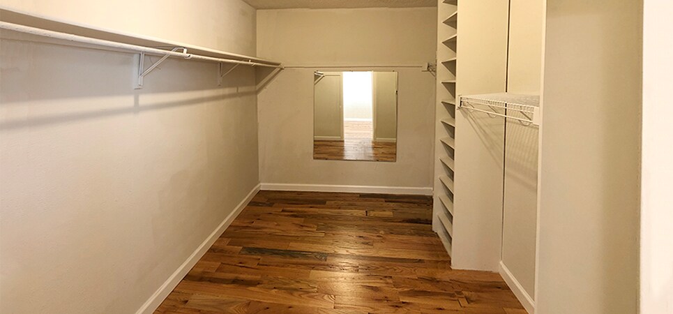 Building Photo - 6723 Eastridge Dr